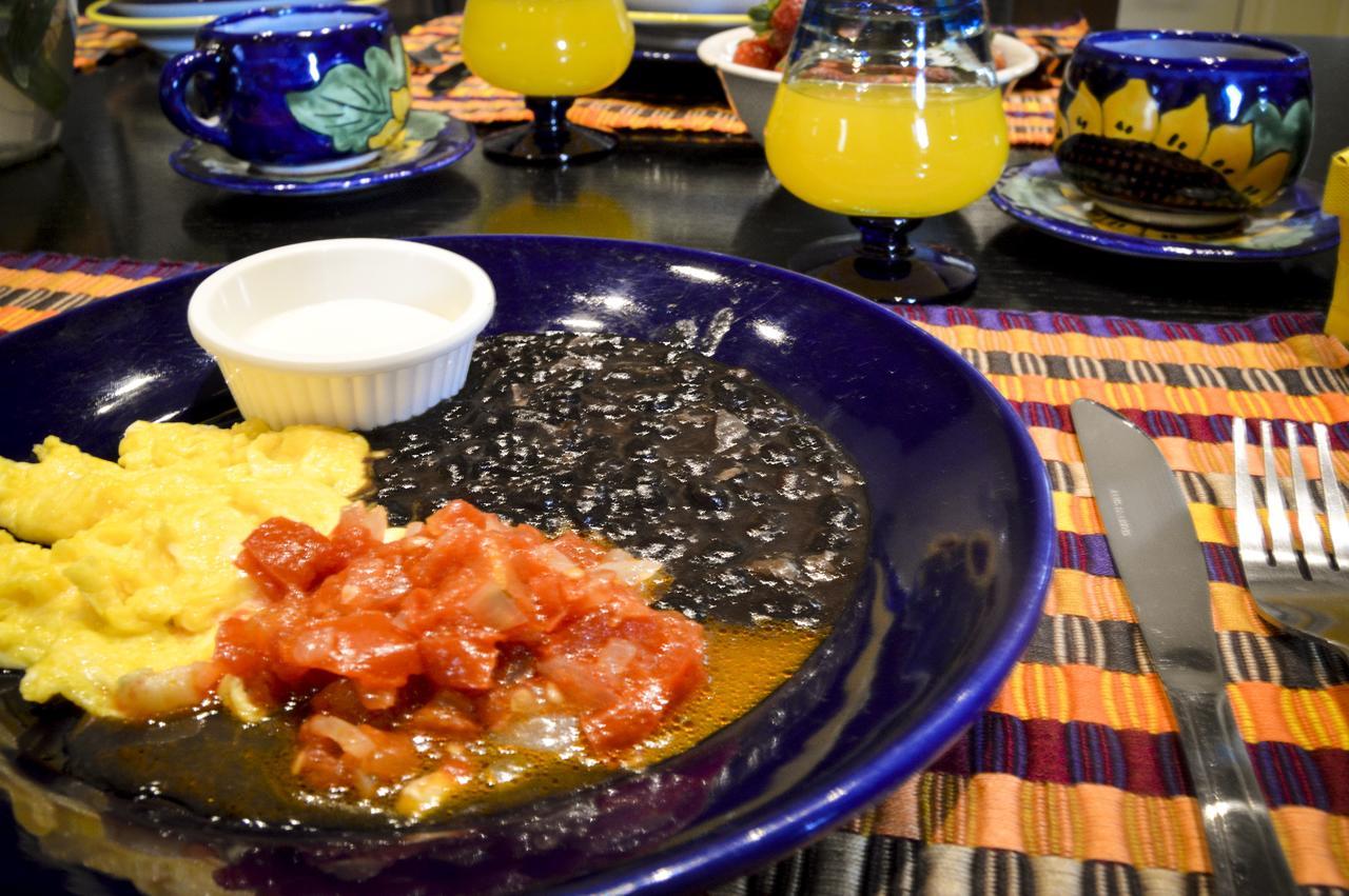 Casa Girasol Bed & Breakfast Antigua Bagian luar foto